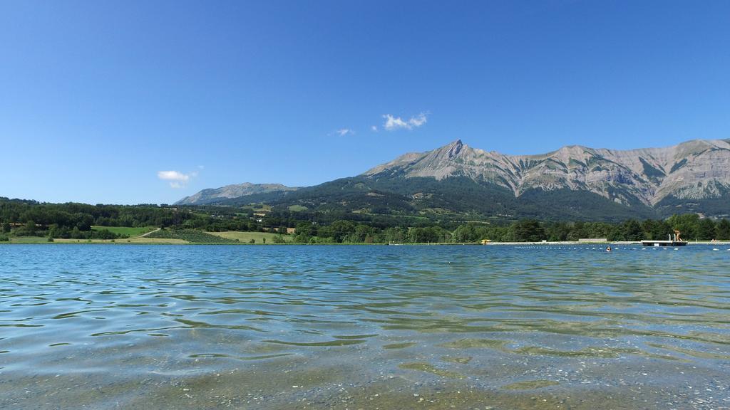 Отель Vvf Les Ecrins Champsaur Сен-Бонне-ан-Шансор Экстерьер фото